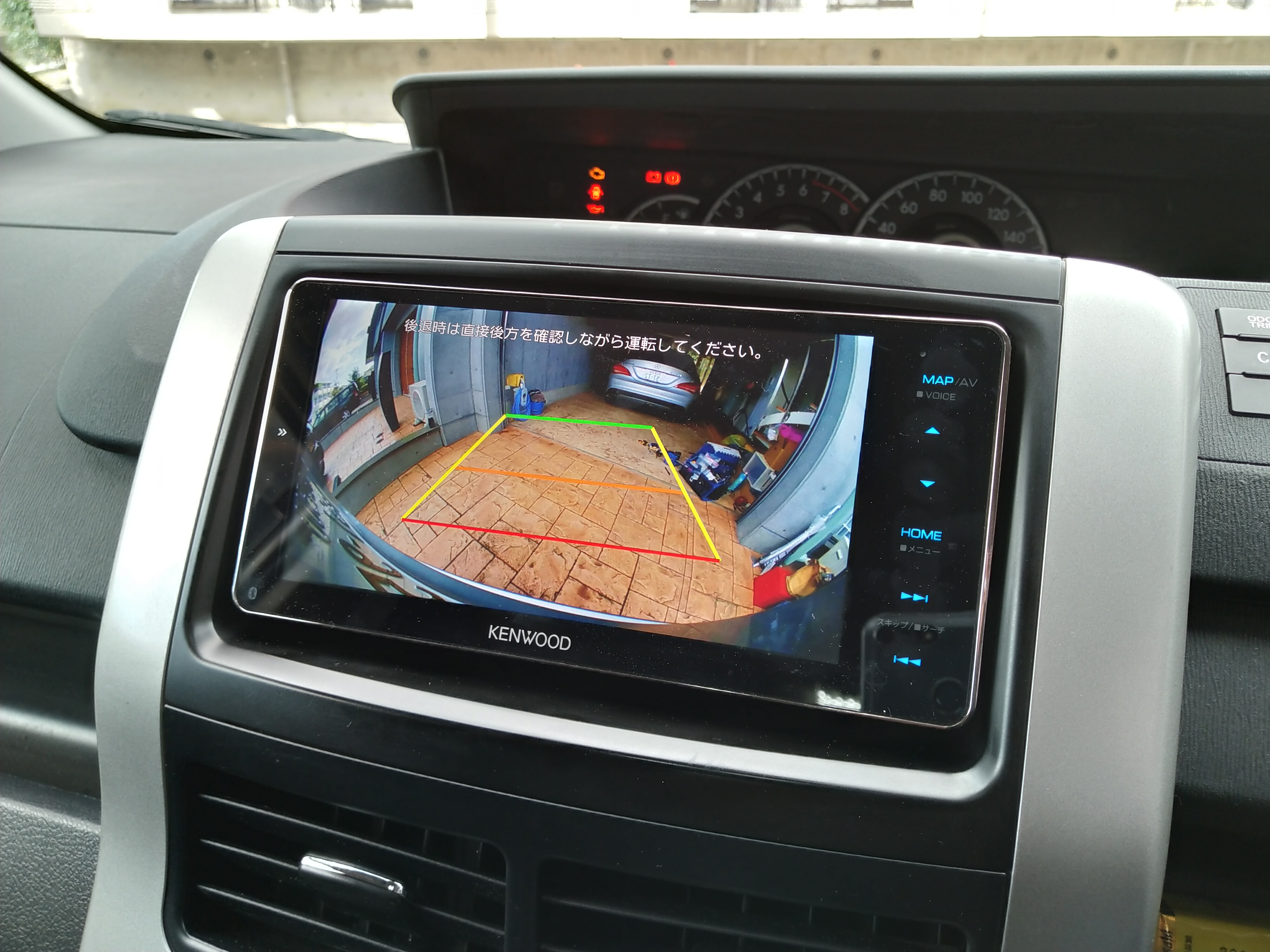 VOXYのバックカメラ交換とステアリングスイッチの追加 愛知県