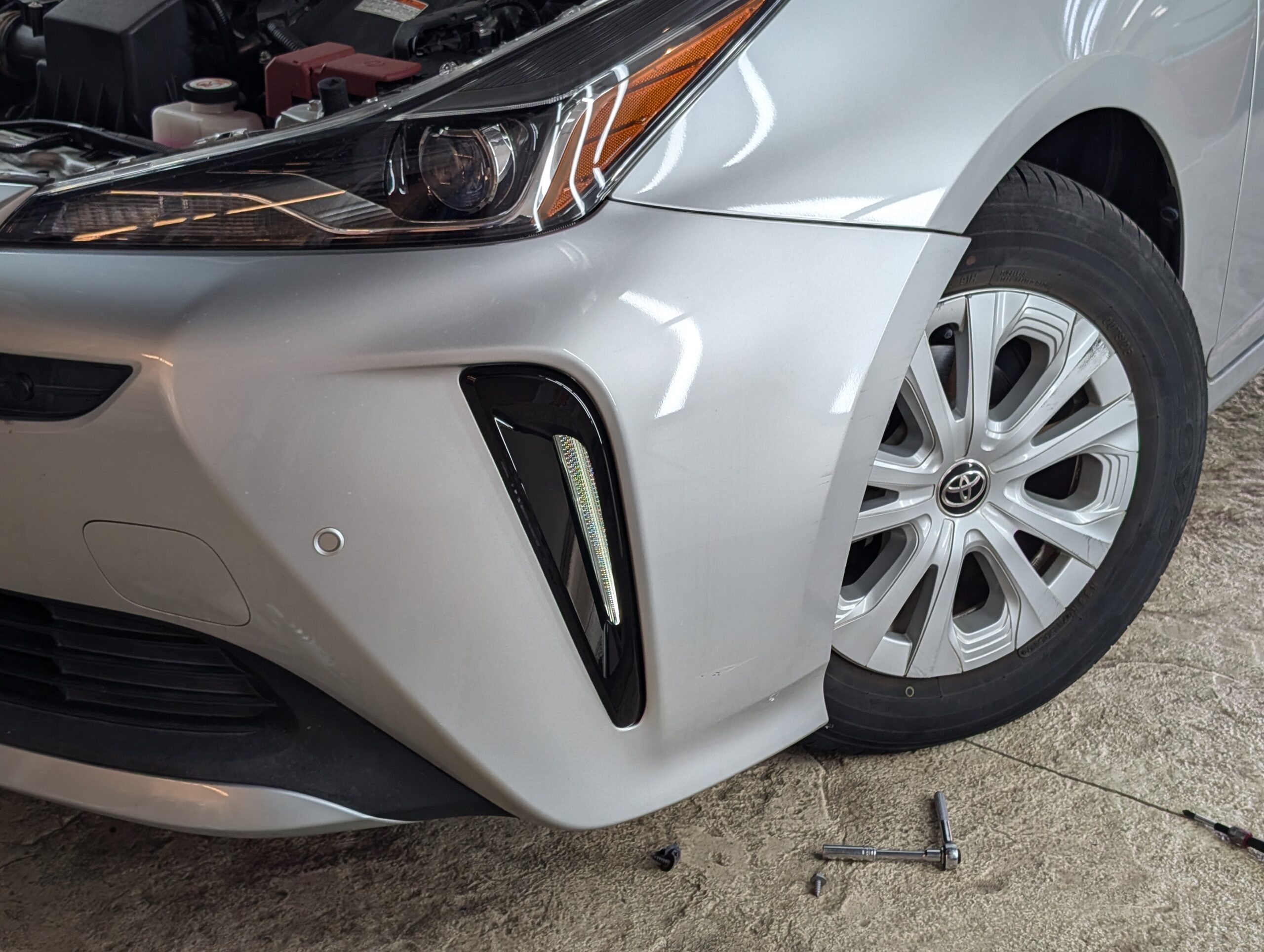 プリウス50後期純正アクセサリーランプ最終値下げ 50 プリウス 後期 アクセサリーランプ